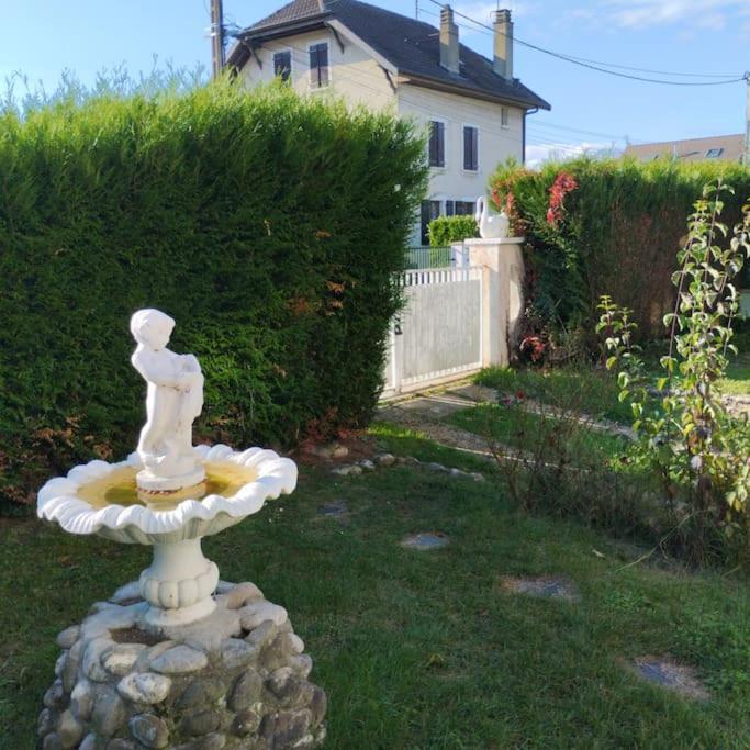 Appartement Verdoyant Au Bord Du Lac Leman Entre Evian Et Thonon Dans Une Villa Publier Kültér fotó