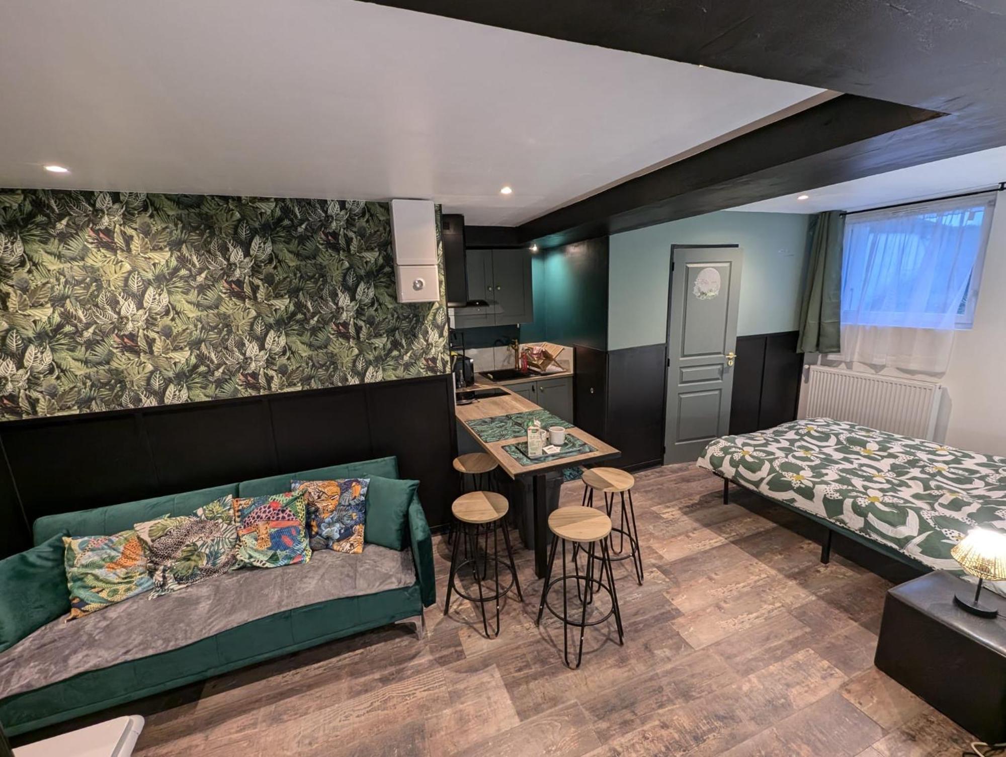 Appartement Verdoyant Au Bord Du Lac Leman Entre Evian Et Thonon Dans Une Villa Publier Kültér fotó