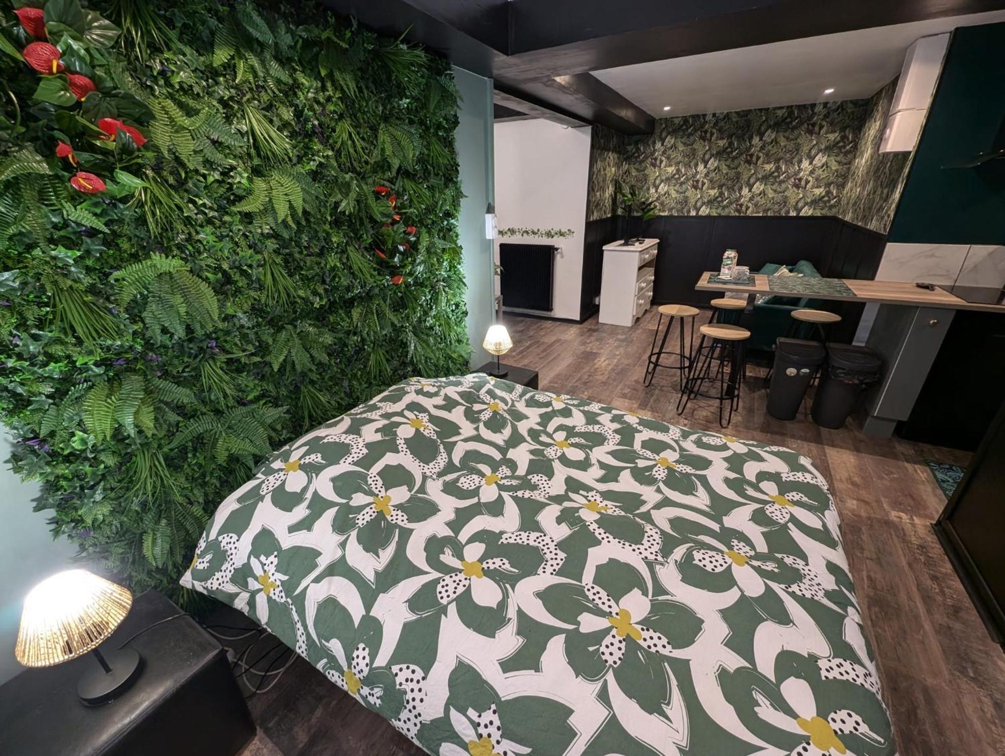 Appartement Verdoyant Au Bord Du Lac Leman Entre Evian Et Thonon Dans Une Villa Publier Kültér fotó