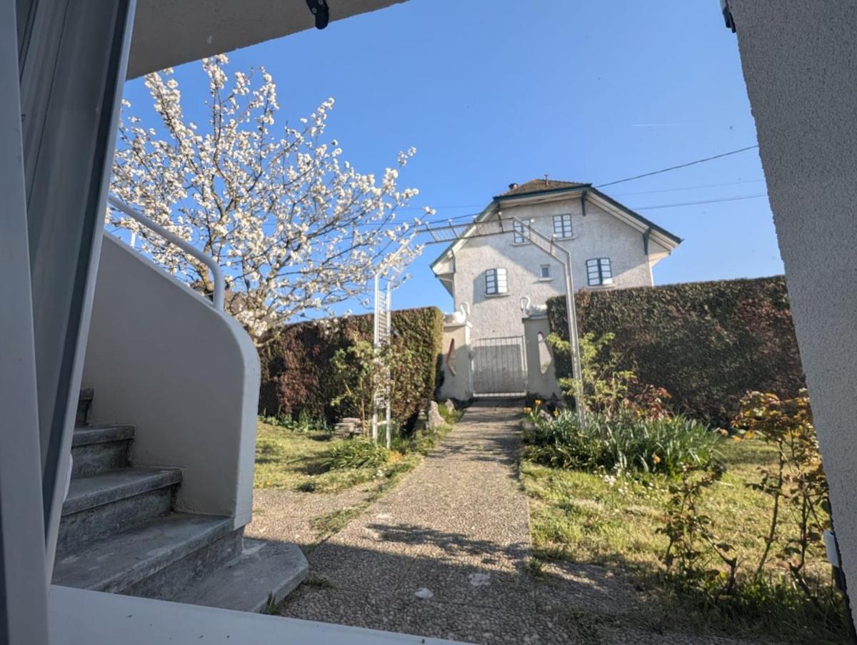 Appartement Verdoyant Au Bord Du Lac Leman Entre Evian Et Thonon Dans Une Villa Publier Kültér fotó