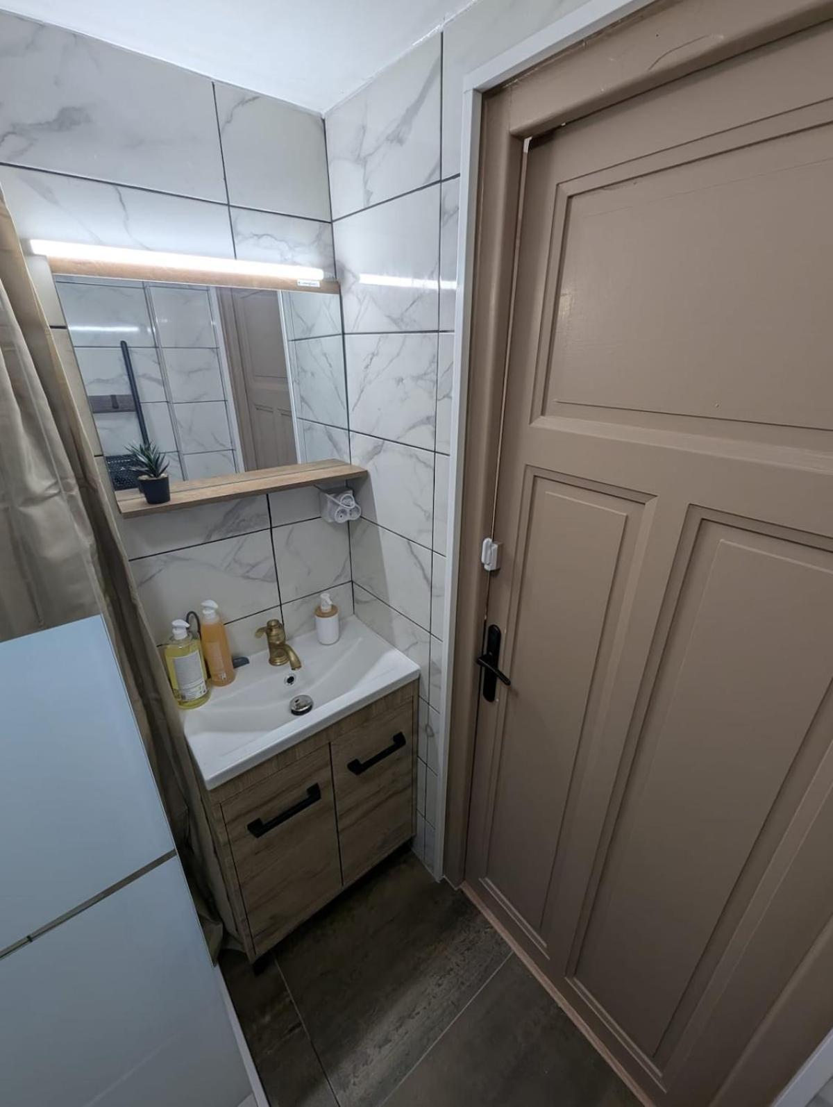 Appartement Verdoyant Au Bord Du Lac Leman Entre Evian Et Thonon Dans Une Villa Publier Kültér fotó